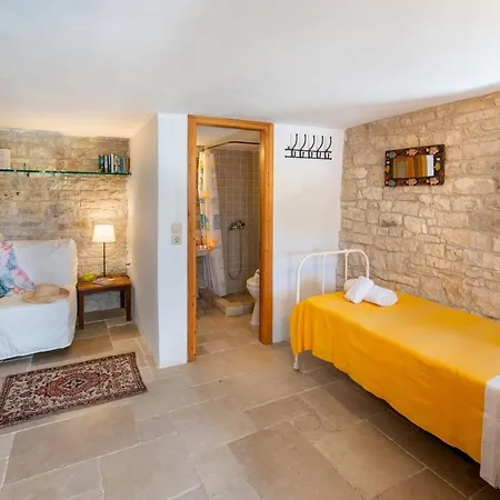 Kiparissi Villa
