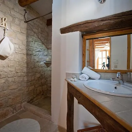 Kiparissi Villa Kourtaiika